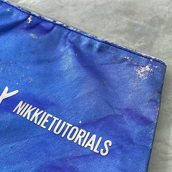 Maybelline New York x NikkieTutorials Makeup or Toiletries Bag - Picture 3 of 12